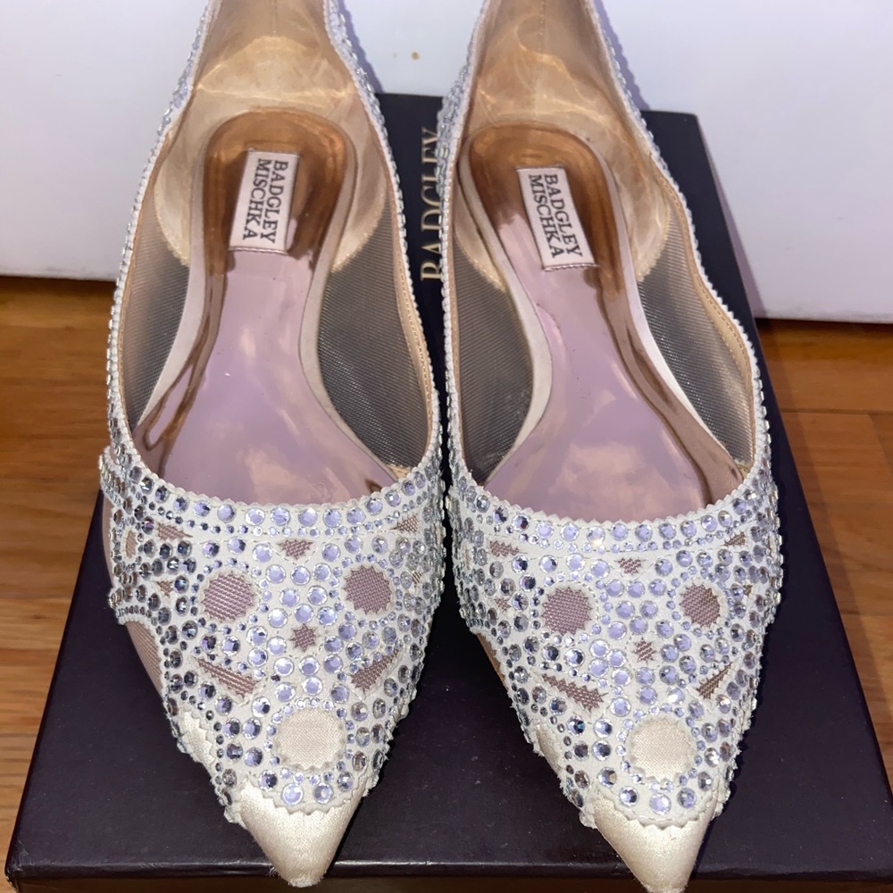 Badgley Mischka Gigi Flats
